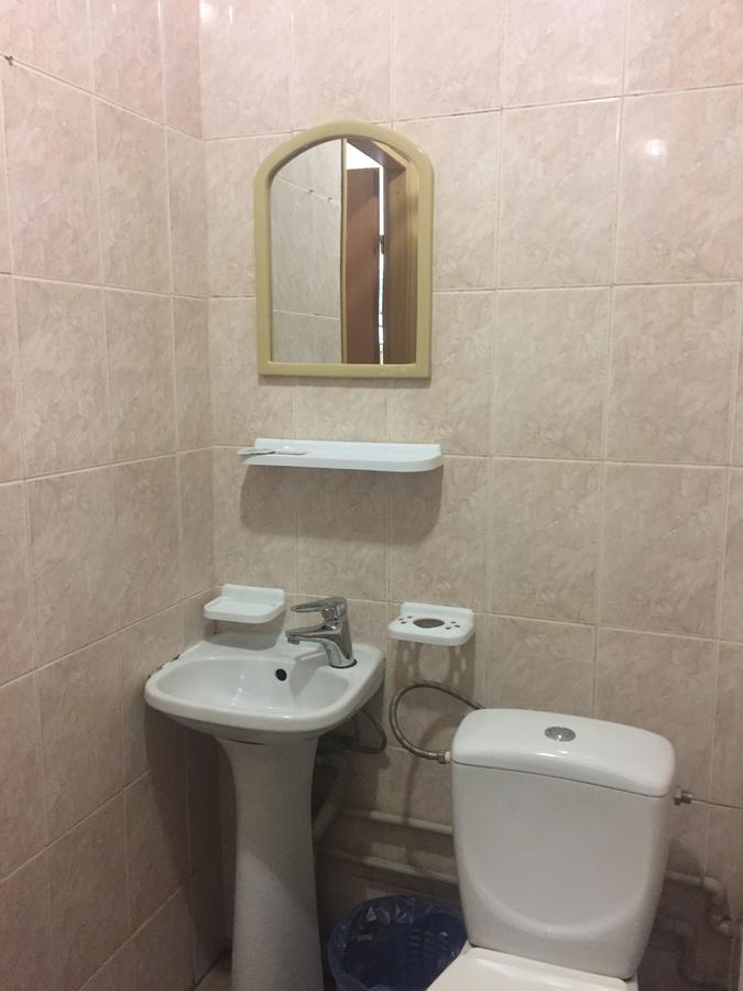 Pectoral On Khortytsia Hotel Zaporizhia Ngoại thất bức ảnh